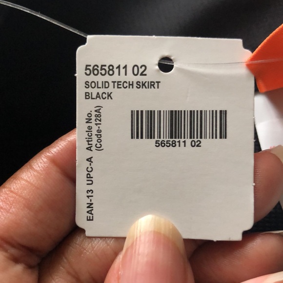 Puma golf skirt with built/in shorts. - Picture 5 of 5